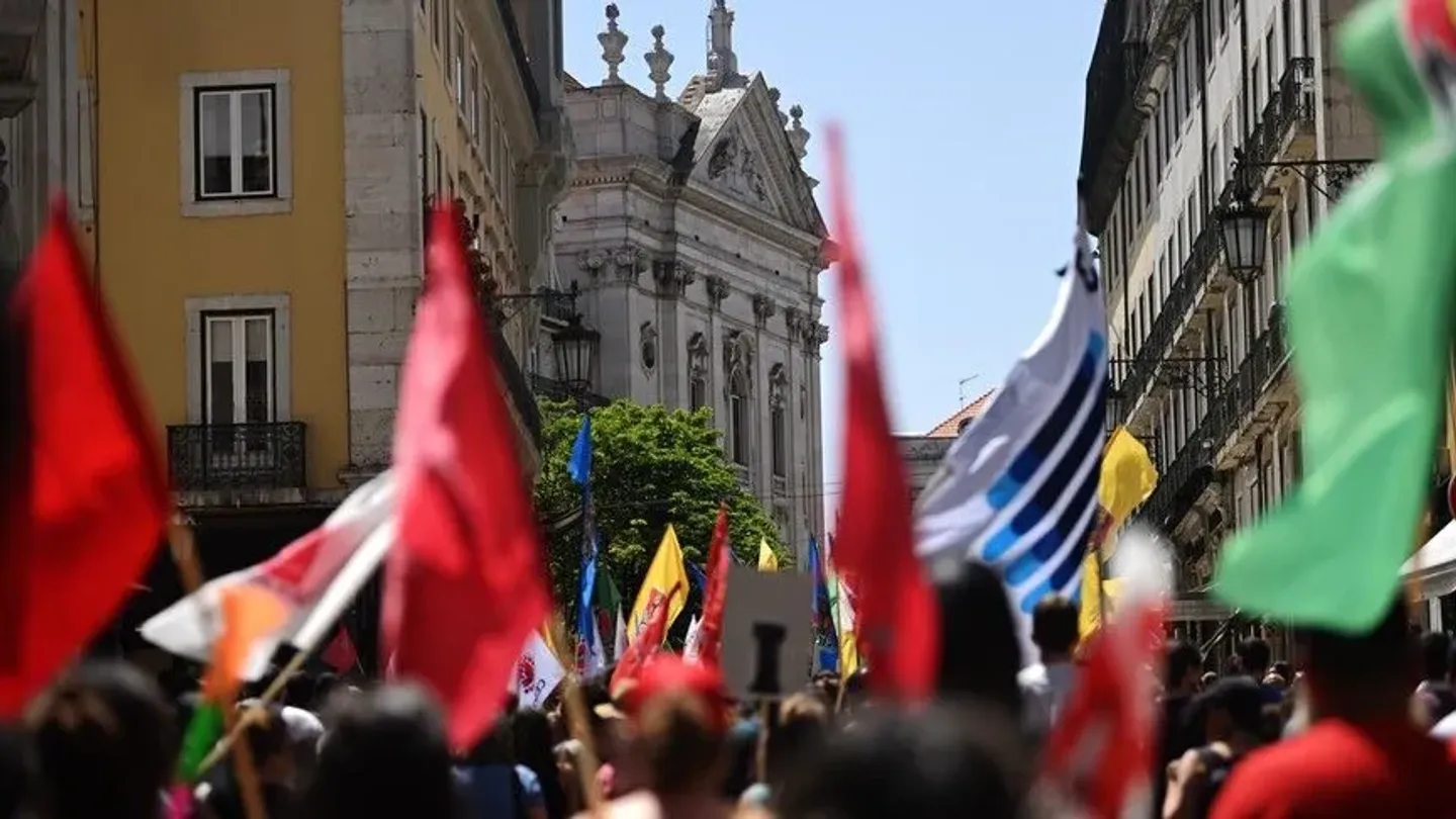 Hiljade ljudi u Portugalu protestovale tražeći veće plate i pristupačno stanovanje