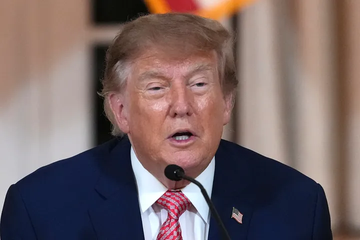 Zelenskyy 'doesn't want to end this war', Trump says
