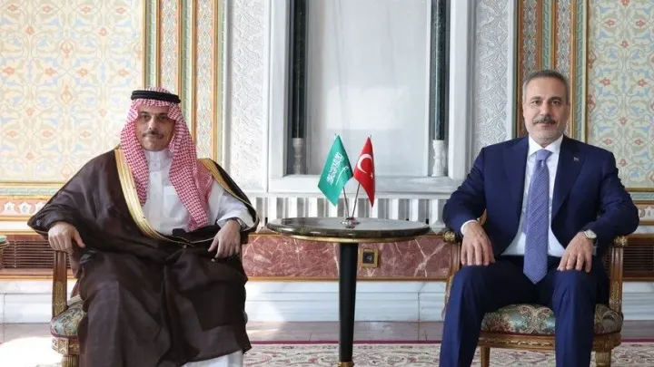 Kryediplomati turk bisedon me homologun saudit për sigurinë rajonale