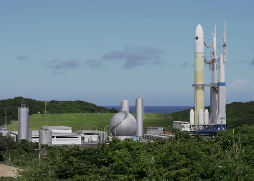 Japan launches mission to collect first-ever samples from Mars moon