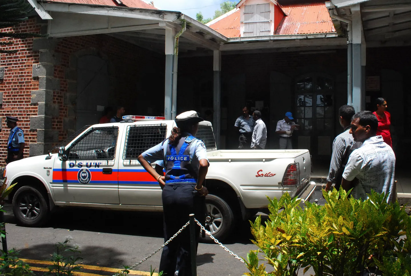 Île Maurice : levée du couvre-feu nocturne après une vague inhabituelle de manifestations violentes