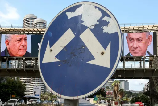 Israel creó su propaganda de IA para silenciar a los palestinos. Ahora apunta a sus propios votantes