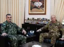 Komandanti i KFOR-it, Vergori, takohet në Tiranë me Gjenerallejtënant Arben Kingjin