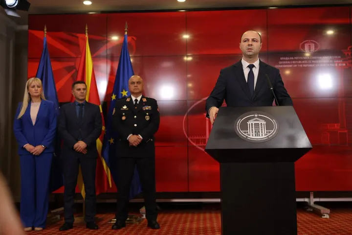 Професионалните војници по 45 години ќе можат да останат во армијата до пензионирање