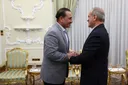 پزشکیان: آمریکا باید پیش از مذاکره با ایران، تهدیدها و تحریم‌ها را بردارد