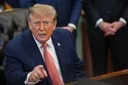 Трамп заявил, что Россия продолжает захватывать территории