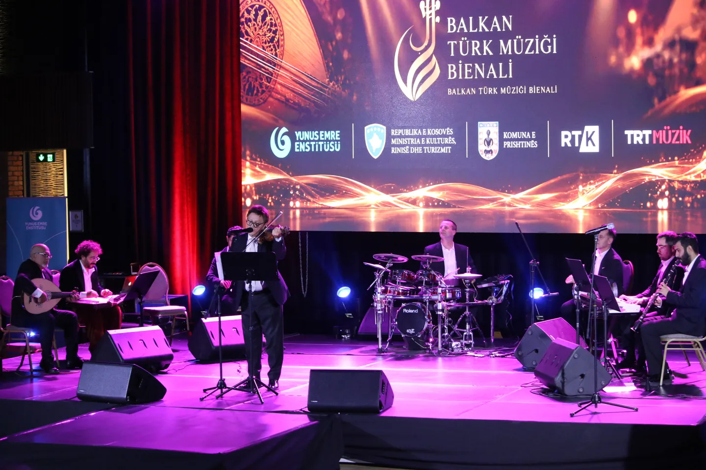 Prishtinë, mbahet Gala Koncerti i Bienales së Muzikës Turke të Ballkanit