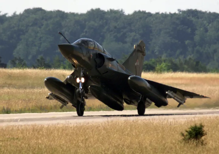 Pilot killed in French fighter jet crash during training exercise