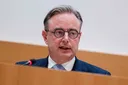 Барт де Вевер: Украина нема да се финансира од замрзнатите руски средства