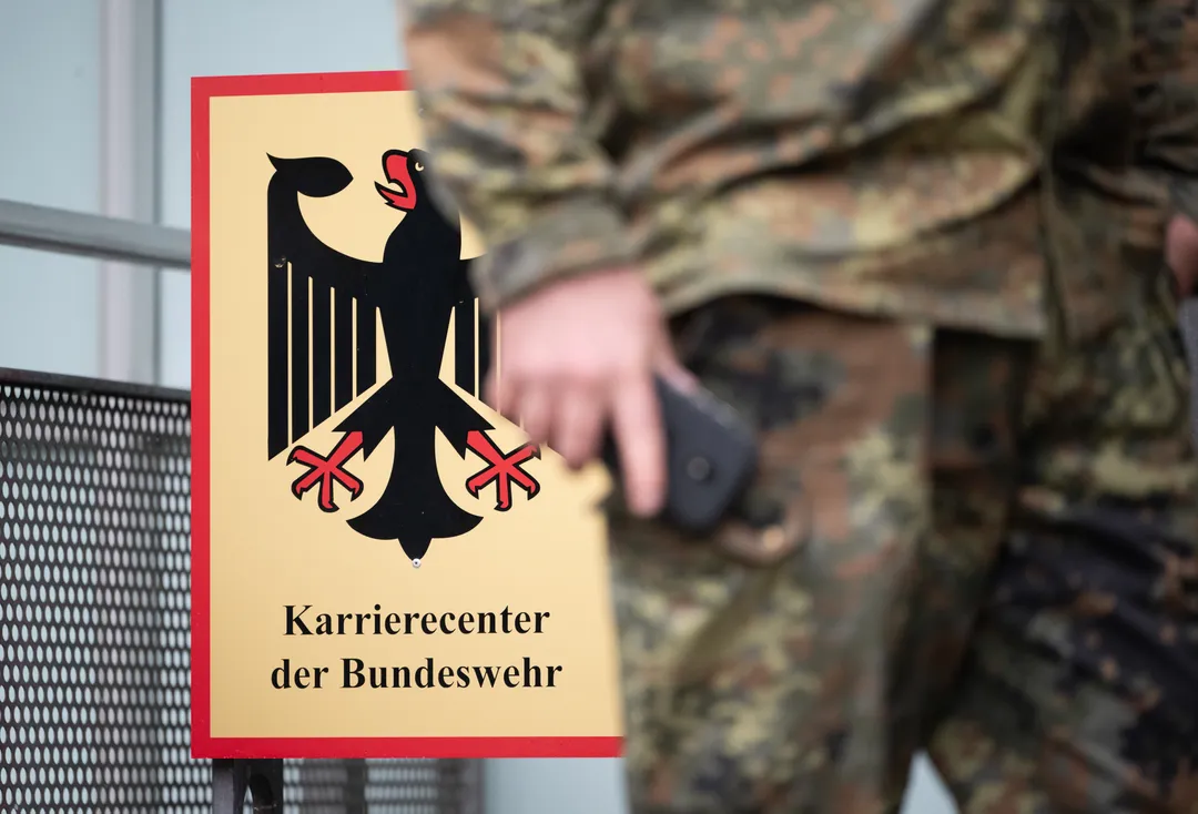 Bundeswehr-Fragebogen nicht beantwortet? Bußgelder drohen