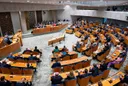 Bijna helft van parlementsleden gebruikt door AI gegenereerde tekst in parlementaire toespraken
