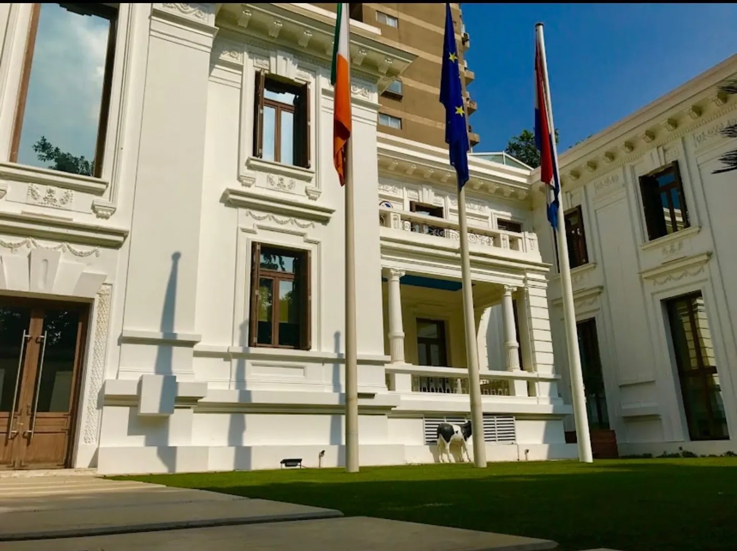 Nederland sluit ambassade in Caïro vanwege protesten tegen detentie van Egyptische staatsburger