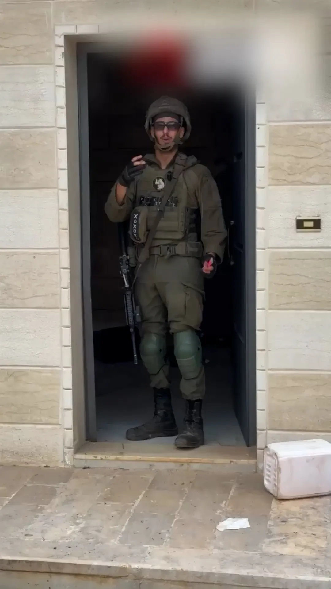 Tentara Israel lakukan house tour sebelum meledakkan sebuah rumah di Lebanon