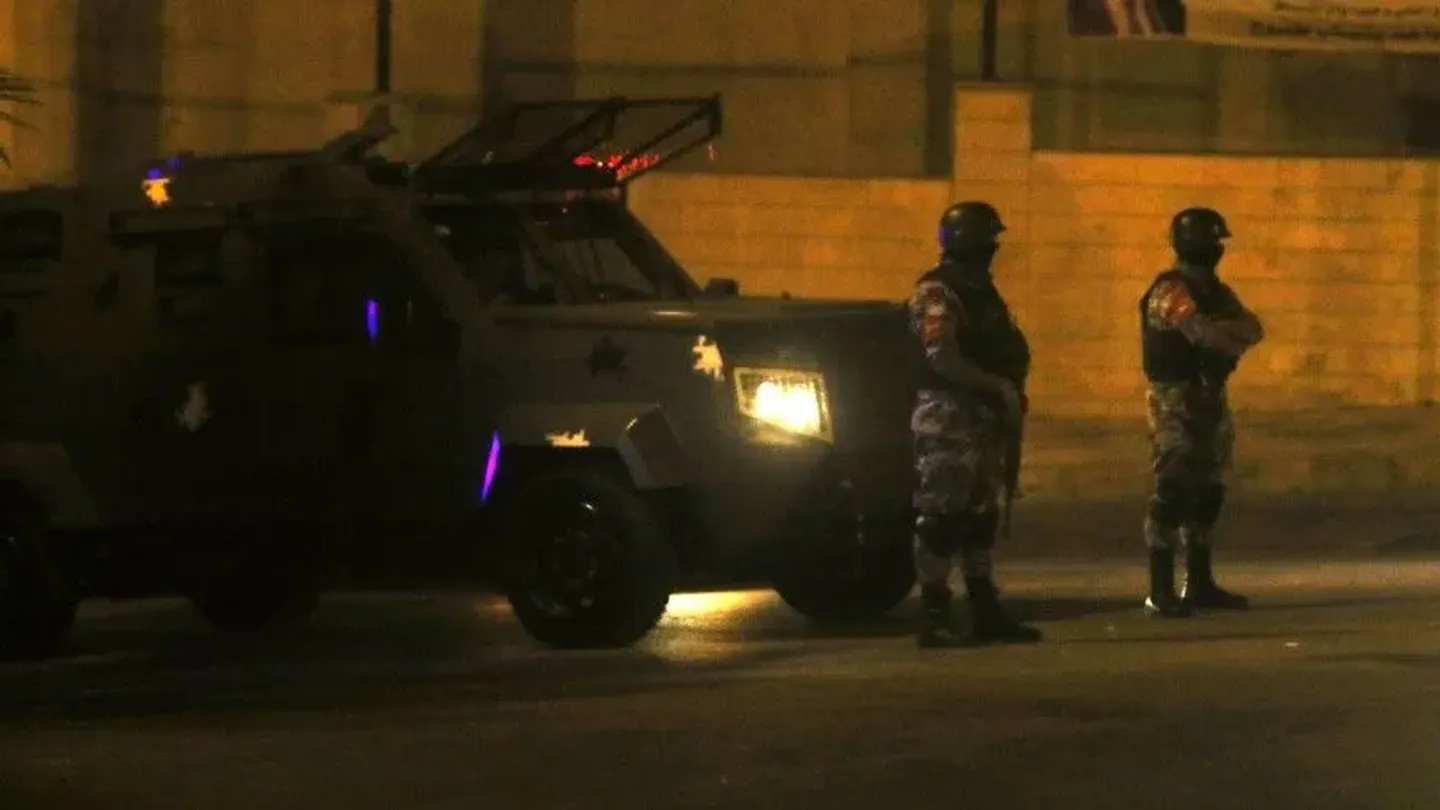 U Jordanu ubijeno i ranjeno više osoba nakon što su nepoznati napadači otvorili vatru na crkvu