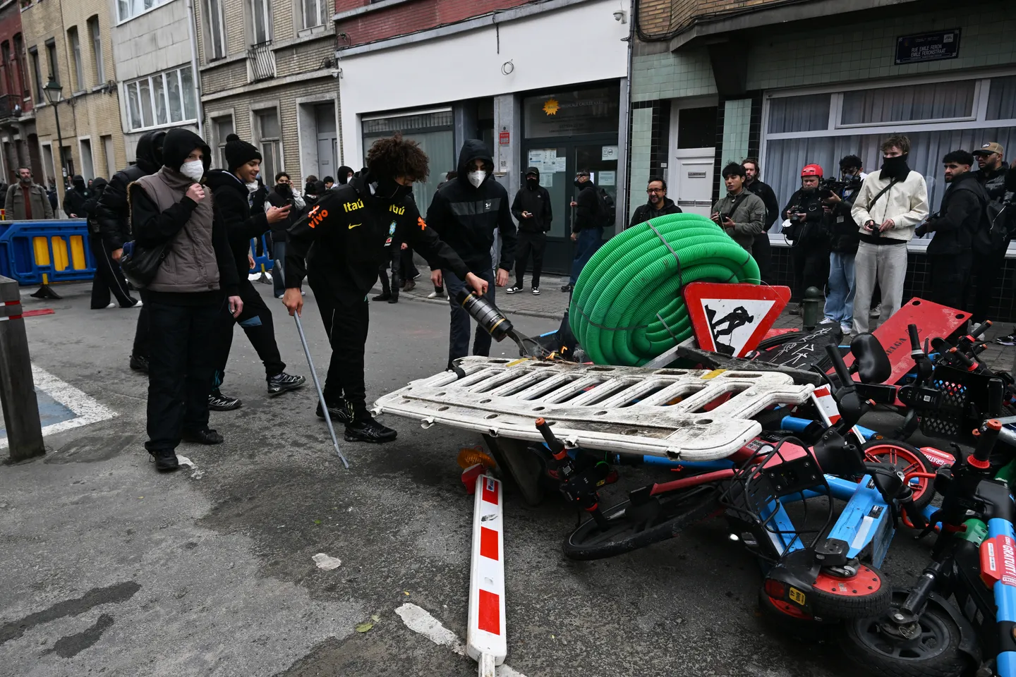 Tensionohen protestat në Bruksel pas tubimit paqësor