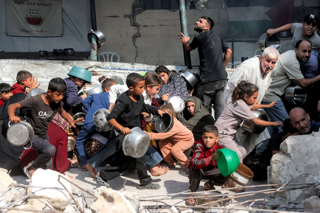 Mientras Israel tiene elecciones, el hambre, los crímenes y el dolor asedian a palestinos en Gaza