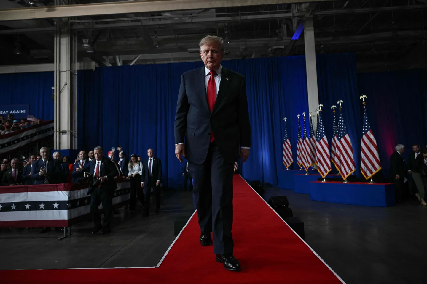 Axios: Trump mund të urdhërojë sulm të madh ndaj Iranit nëse republikanët humbin zgjedhjet