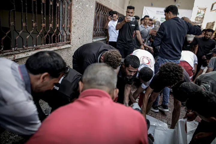 8 شهداء و10 مصابين بهجمات الاحتلال على مناطق متفرقة بقطاع غزة