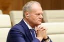 Polish opposition seeks to oust Tusk government amid constitutional crisis