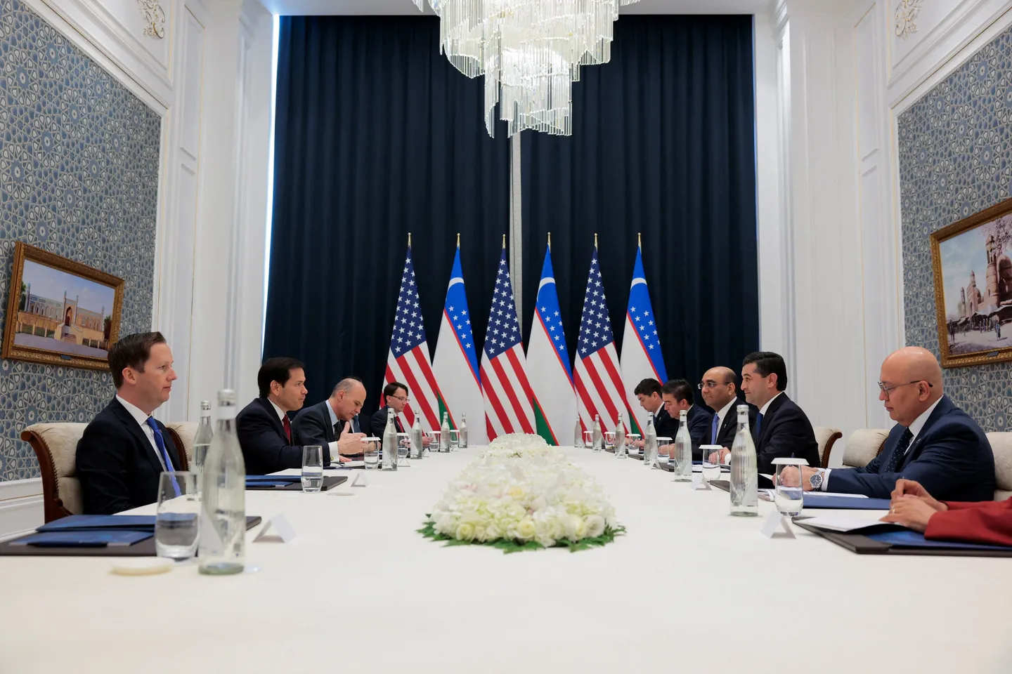 Узбекистан и США заключили 54 соглашения на $12 млрд