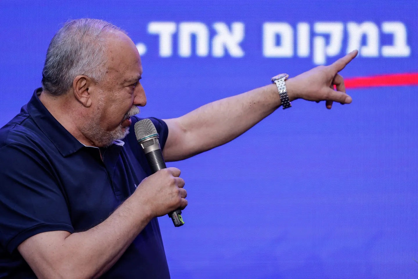 Israël: le chef de l’opposition souhaite une enquête contre Netanyahu pour trahison