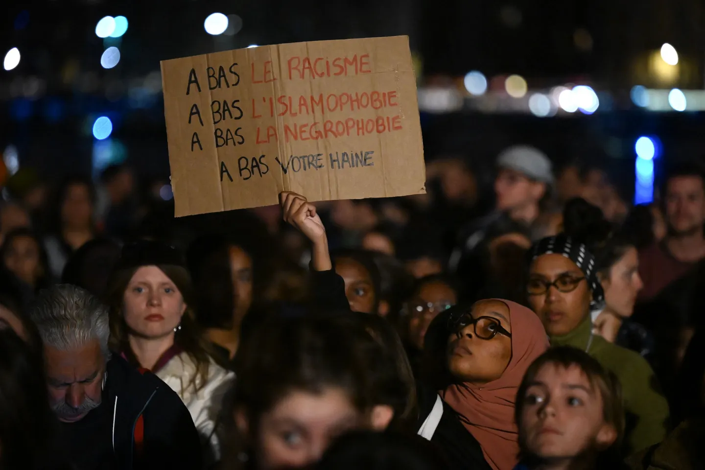 Anschlag bei Paris: Verdächtiger bestreitet rassistisches Motiv