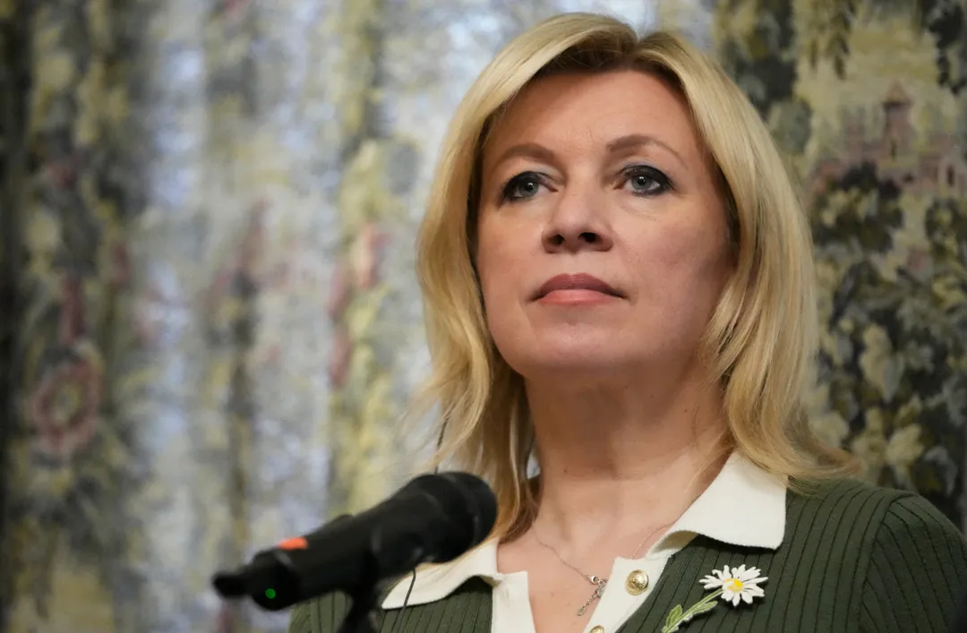Захарова уличила Макаревича в двойных стандартах
