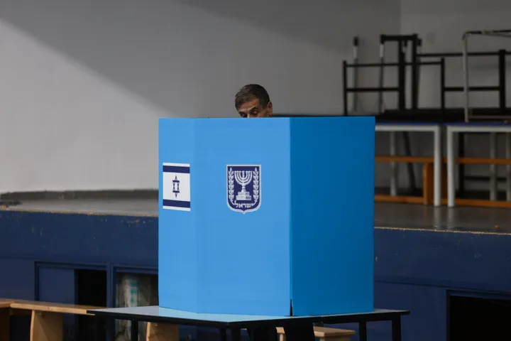Israel faces four possible scenarios for forming next government after elections