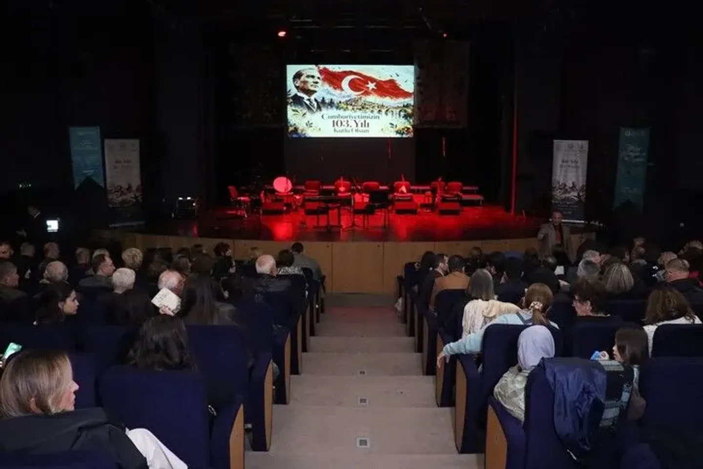 Во Скопје се одржа концертот „Еден збор, еден здив“