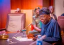 Tinubu ya nemi Majalisar Dattawan Nijeriya ta amince ya karɓo bashin $20.51b da €1.04bn daga waje