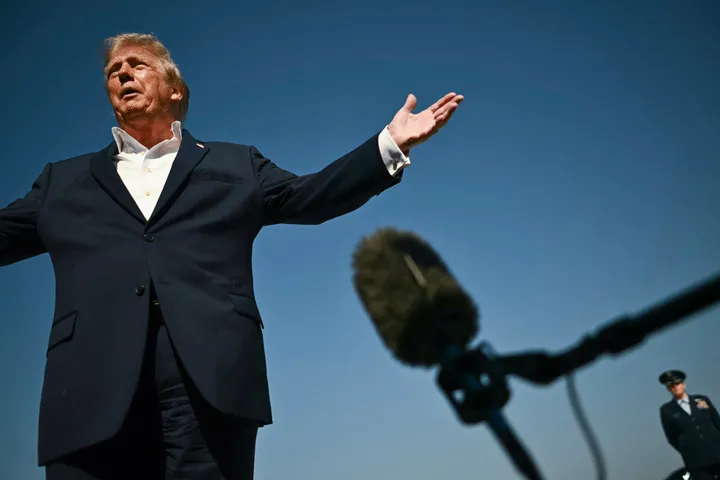 Trump vows to respect midterm results 'if they're honest' as he rallies to keep Texas Republican