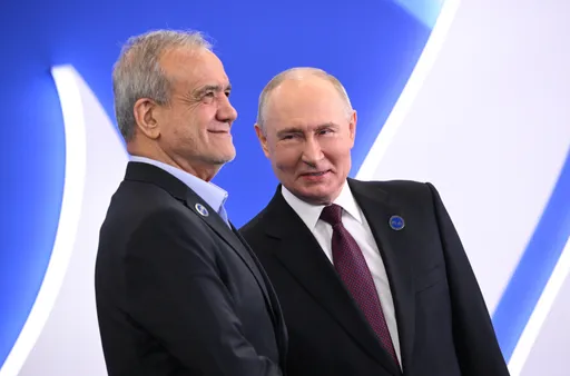 Middle East can solve problems without US: Pezeshkian tells Putin