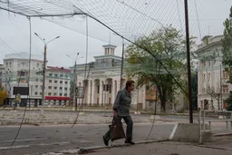 Россия и Украина приостановили бои у одного города