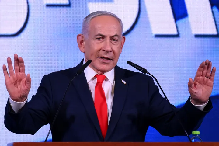 Benjamín Netanyahu lidera las elecciones en Israel, pero sin mayoría para gobernar: las claves
