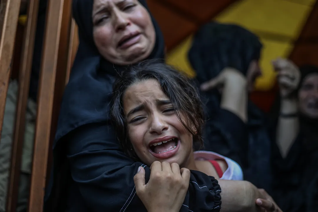 Israel kills 2 Palestinians, injures 5 in attacks on Gaza