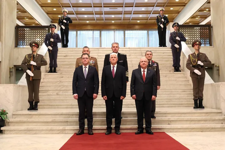 Turkish defence minister, military chief attend Sofia meeting with Bulgaria, Romania