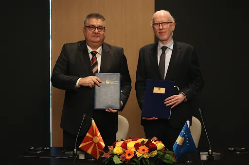 Kosova dhe Maqedonia e Veriut nënshkruajnë memorandum për bashkëpunim në administratën publike