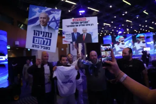 Blloku i Netanyahut pritet të fitojë 53 mandate, ndërsa ai i Eisenkotit 48 në zgjedhjet në Izrael