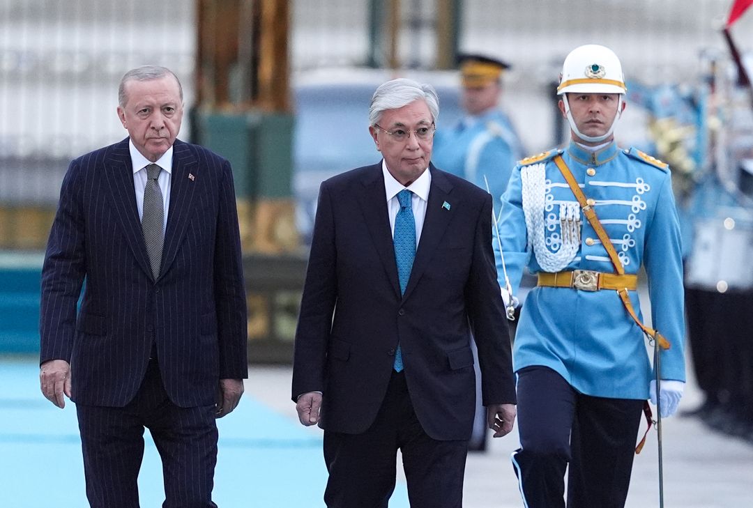 Erdoğan dhe homologu nga Kazakistani diskutojnë marrëdhëniet dypalëshe dhe çështje rajonale