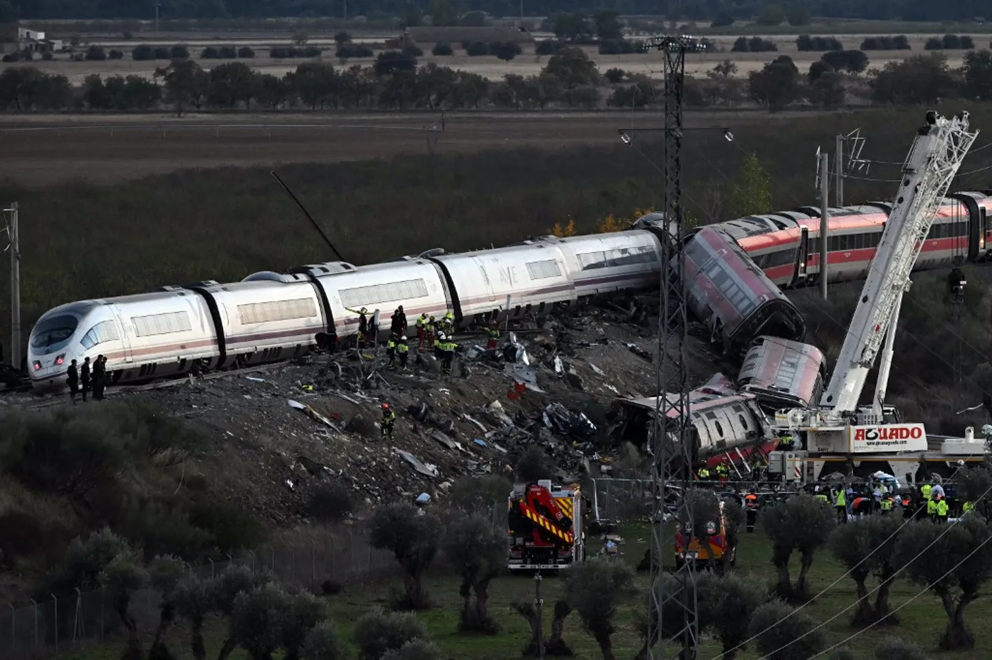 L'Espagne observe un deuil de trois jours après la catastrophe ferroviaire