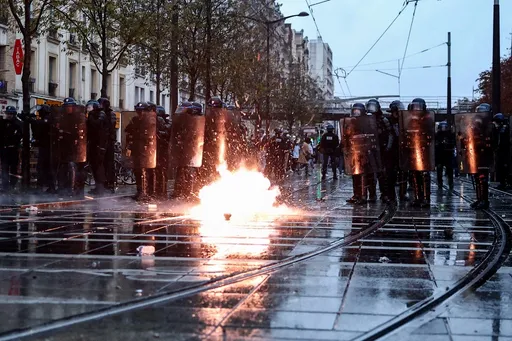 France: des experts de l'ONU "consternés" par la "répression" des manifestations étudiantes