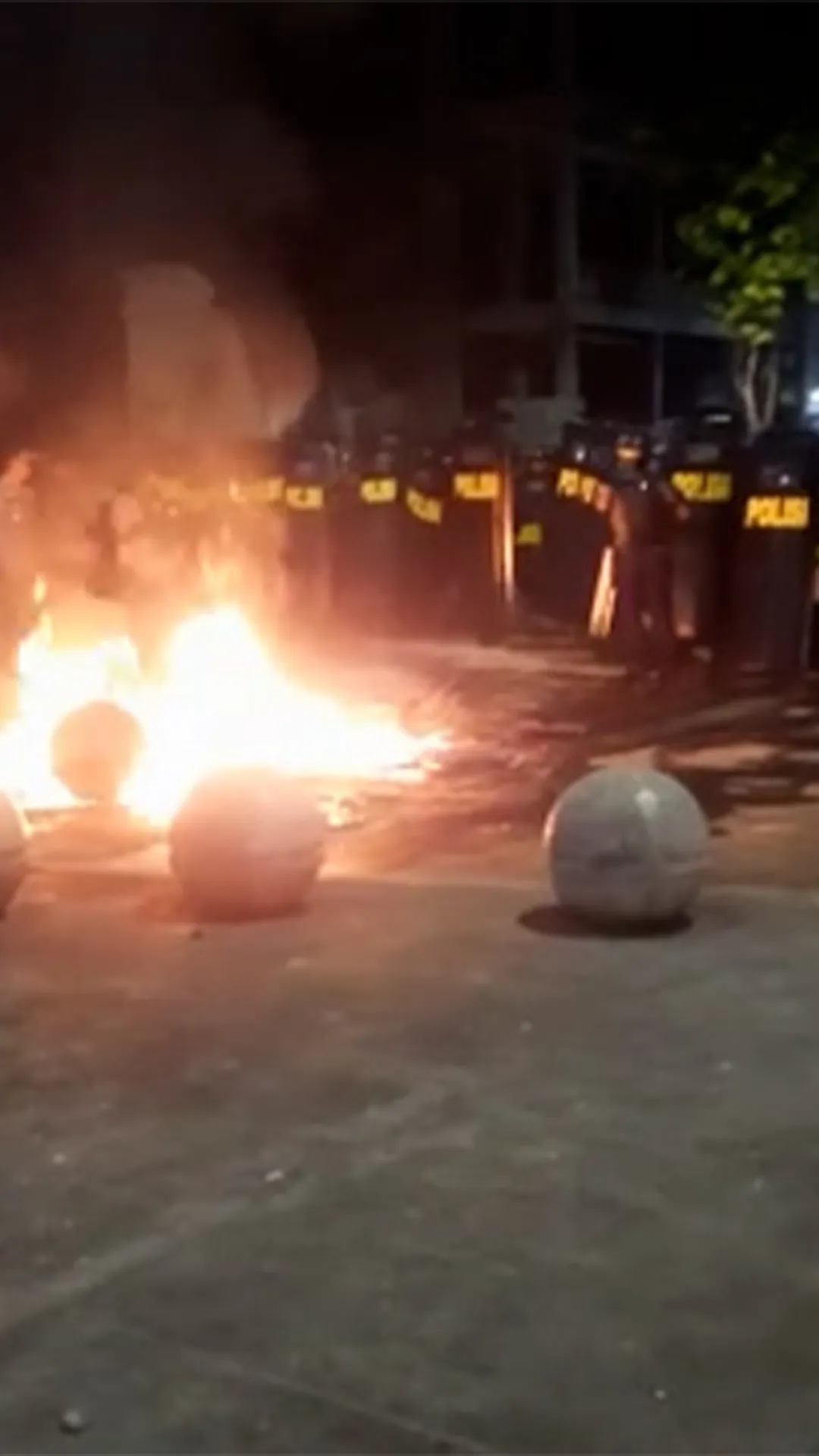 Demo Sumpah Pemuda di Malioboro berakhir ricuh, polisi amankan terduga pelaku anarkis