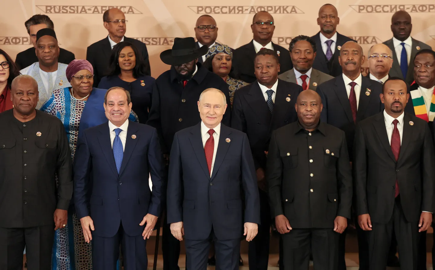 Poutine: "La Russie demeure attachée à la défense de la souveraineté des nations africaines"