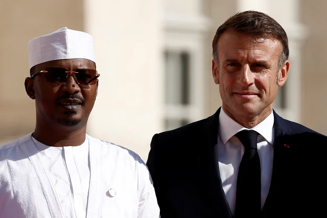 France woos Chad, sends fighter jets to offer training