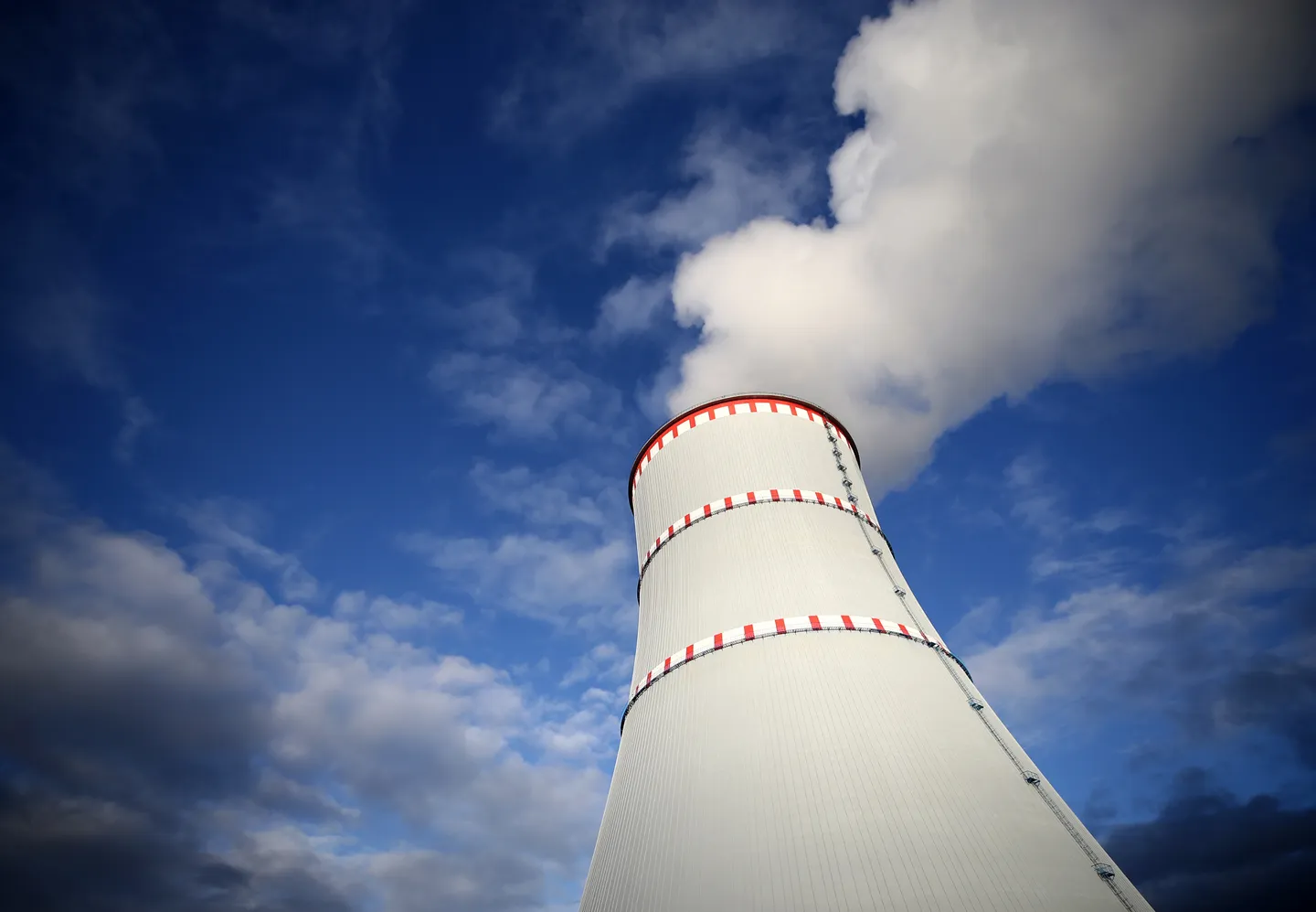 Ghana opens talks with Russia to build first nuclear power station