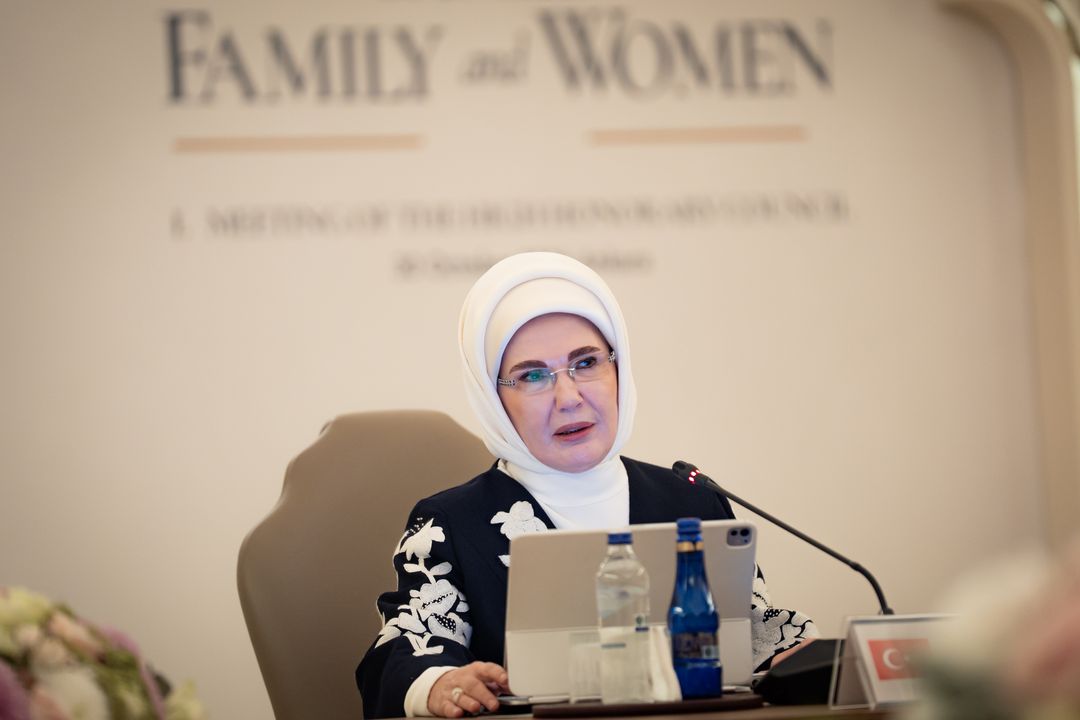 Zonja e parë e Türkiyes e thekson rolin me ndikim të grave në trashëgiminë sociale të botës turke