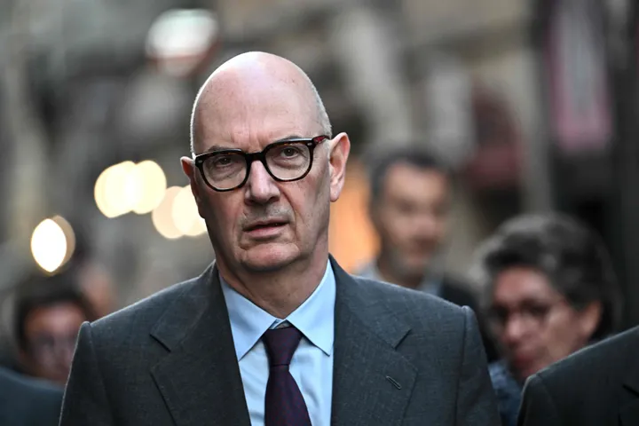 En France, le PIB recule au 3ème trimestre et "l'économie française est à l'arrêt"