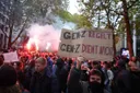 Demonstranten in Hamburg zünden Barrikaden an