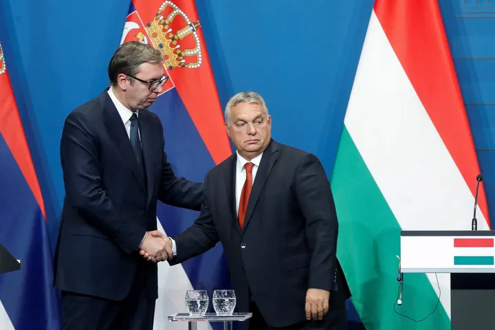 Орбан и Вучич пообещали вернуться