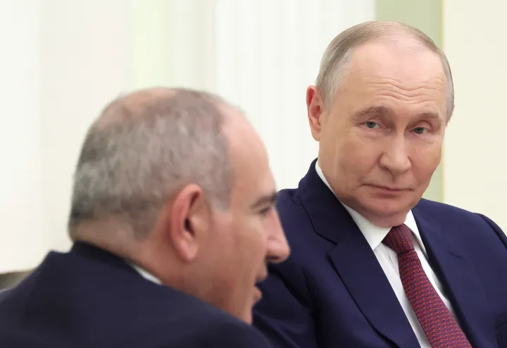 Москва потребовала от Армении определиться